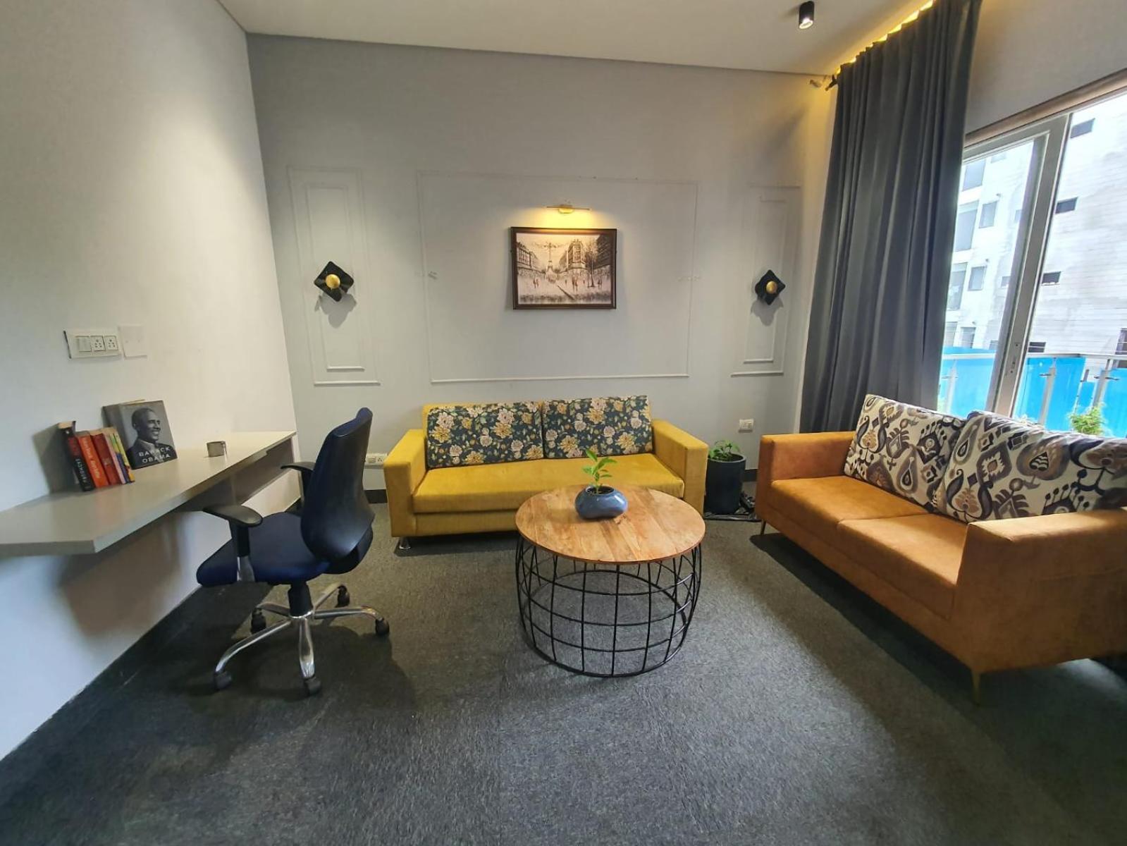 Mallenzo Suites Dlf Phase 1 Γκουργκάον Εξωτερικό φωτογραφία